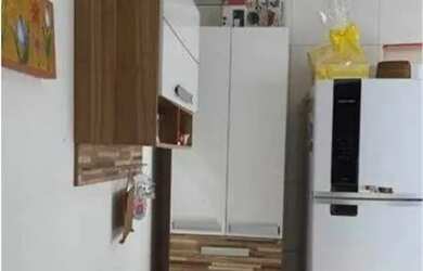 Imagem: A casa possui 2 Dormitórios, 1 Banheiro, 1 Vaga na garagem