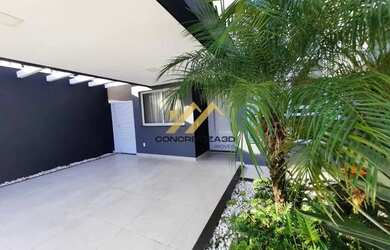 Imagem: A casa em condomínio possui 3 Dormitórios, 4 Banheiros e 161m²