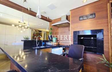 Imagem: O apartamento possui 4 Dormitórios, 3 Banheiros, 3 Vagas na