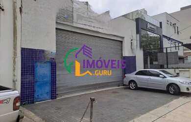 Imagem: O depósito possui 4 Vagas na garagem, 368m² de Área e está