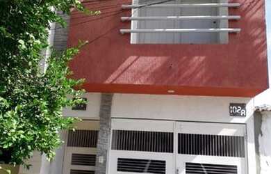 Imagem: O apartamento possui 3 Dormitórios, 2 Banheiros e 1 Vaga na