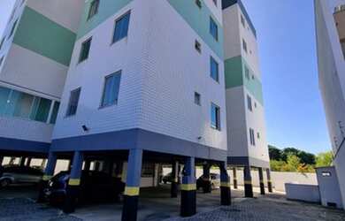 Imagem: O apartamento possui 3 Dormitórios, 1 Banheiro, 1 Vaga na garagem