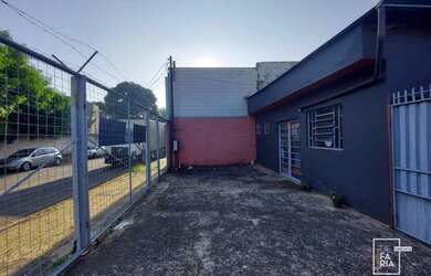 Imagem 5: Terreno com construção comercial, 350 m² - venda por R$ 475.000 ou aluguel por R$ 2.200/m