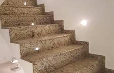 Imagem 2: Casa para venda tem 180 metros quadrados em Jardim São Pedro - Barueri...