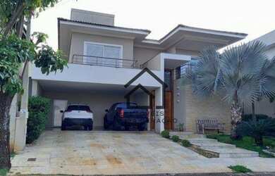 Imagem: A casa em condomínio possui 4 Dormitórios, 4 Banheiros, 5