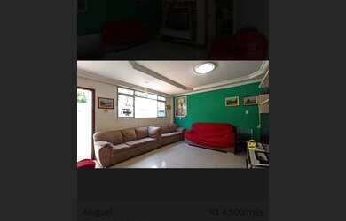 Imagem: A casa possui 3 Dormitórios, 3 Banheiros, 2 Vagas na garagem