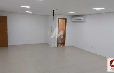 Imagem: O depósito possui 2 Vagas na garagem, 46m² de Área e está