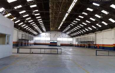 Imagem 5: Galpão área 2.598 m² consta. 2668 m² entrada por duas ruas energia...