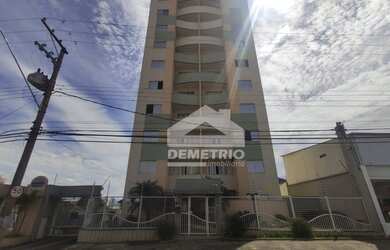 Imagem: O apartamento possui 2 Dormitórios, 2 Banheiros, 68m² de Área