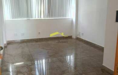 Imagem: O depósito possui 1 Vaga na garagem, 35m² de Área e está