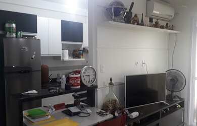 Imagem: O apartamento possui 2 Dormitórios, 2 Banheiros, 2 Vagas na