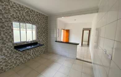 Imagem 7: ACEITA FGTS - Casa com churrasqueira e piscina LEIA A DESCRIÇÃO COM...