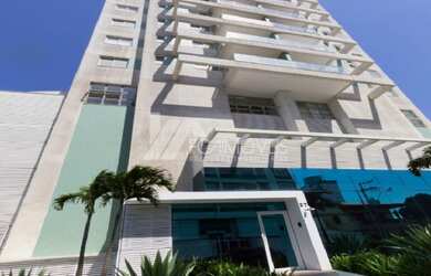 Imagem: O apartamento possui 3 Dormitórios, 1 Banheiro, 2 Vagas na