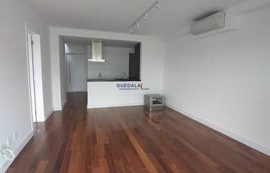 Imagem: O apartamento na cobertura possui 1 Dormitório, 2 Banheiros