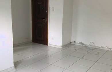 Imagem 6: Apartamento 2 quartos a 200 m do centro da Freguesia estrada dos Três...