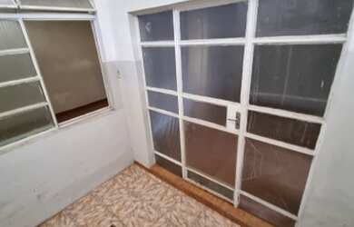 Imagem: A casa possui 1 Dormitório, 1 Banheiro, 50m² de Área e está