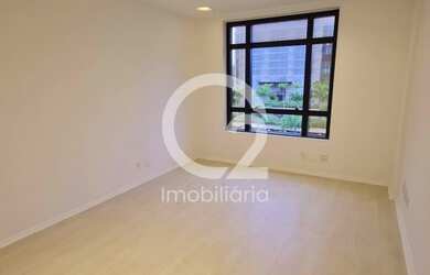 Imagem: O depósito possui 1 Vaga na garagem, 34m² de Área e está