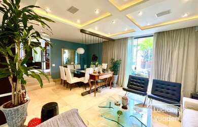 Imagem: A casa possui 4 Dormitórios, 5 Banheiros, 5 Vagas na garagem