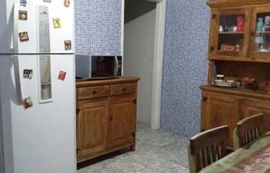 Imagem: A casa possui 4 Dormitórios, 4 Banheiros, 4 Vagas na garagem