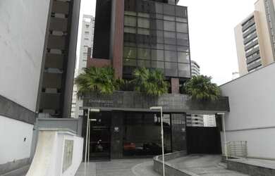 Imagem: O depósito possui 1 Vaga na garagem e 35m² de Área e está