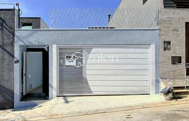 Imagem 1: Casa térrea pronta para morar com 3 quartos, churrasqueira e vaga para 2 carros. Residenci