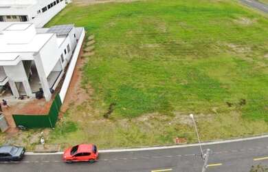 Imagem: O terreno possui 424m² de Área e está localizado em Casa