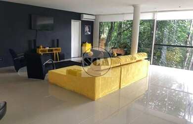 Imagem: A casa em condomínio possui 2 Dormitórios, 4 Banheiros, 5