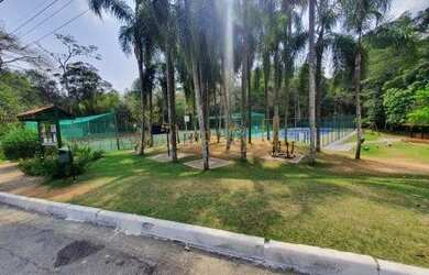 Imagem: O terreno possui 598m² de Área e está localizado em Transurb