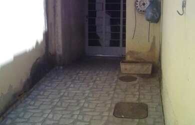 Imagem 4: Casa para venda possui 80 metros quadrados com 3 quartos em Campo Grande...