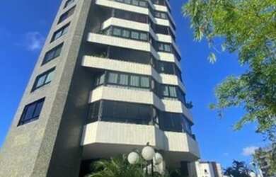 Imagem: O apartamento possui 4 Dormitórios, 5 Banheiros, 4 Vagas na