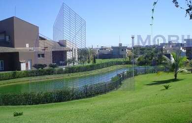 Imagem: A casa em condomínio possui 3 Dormitórios, 5 Banheiros, 2