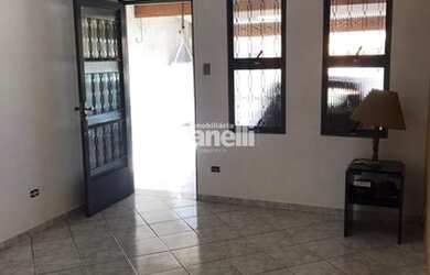 Imagem: A casa possui 2 Dormitórios, 2 Banheiros, 1 Vaga na garagem