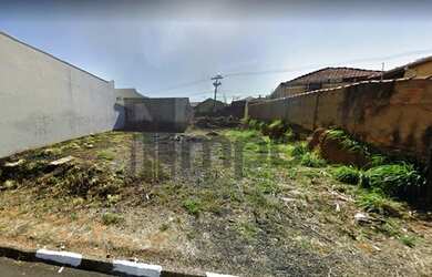 Imagem: O terreno possui 503m² de Área e está localizado em Vila