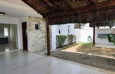 Imagem: A casa em condomínio possui 4 Dormitórios, 5 Banheiros, 4