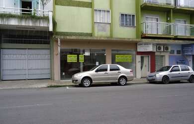 Imagem: O depósito possui 100m² de Área e está localizado em Centro