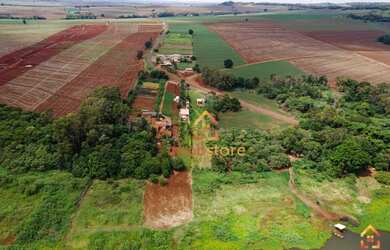 Imagem: O terreno possui 3.311m² de Área e está localizado em Primeiro