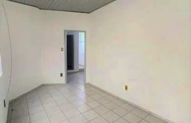 Imagem: A kitnet possui 2 Dormitórios, 1 Banheiro, 48m² de Área e