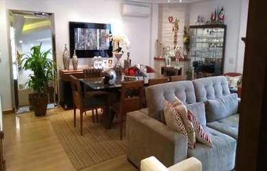 Imagem: O apartamento possui 5 Dormitórios, 5 Banheiros, 3 Vagas na