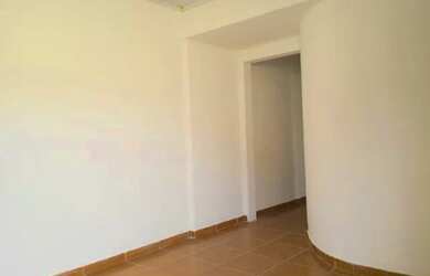 Imagem: A casa em condomínio possui 2 Dormitórios, 1 Banheiro, 35m²