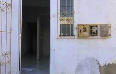 Imagem: A casa possui 1 Dormitório e 1 Banheiro e está localizado