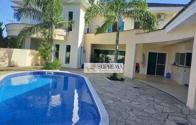 Imagem: A casa em condomínio possui 4 Dormitórios, 1 Banheiro, 4 Vagas