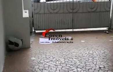 Imagem: A casa possui 2 Dormitórios, 1 Banheiro, 1 Vaga na garagem