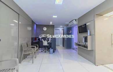 Imagem: O depósito possui 48m² de Área e está localizado em Santo