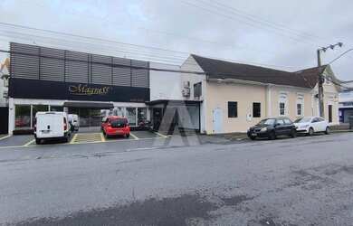 Imagem: O depósito possui 61m² de Área e está localizado em Centro