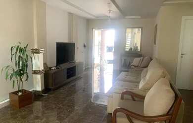 Imagem: A casa em condomínio possui 3 Dormitórios, 3 Banheiros, 4