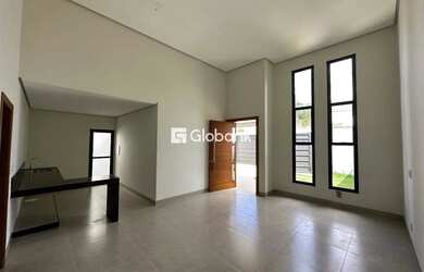 Imagem 16: Casa em Montes Claros, no bairro Ibituruna, à venda