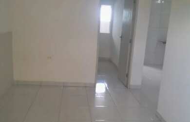 Imagem 4: Alugo Casa em Rio Doce. 1 Banheiroe2 Dormitórios