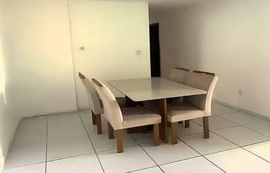 Imagem: O apartamento possui 3 Dormitórios, 2 Banheiros, 2 Vagas na