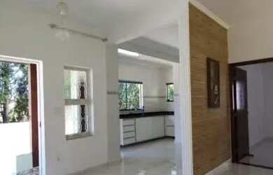 Imagem: A casa em condomínio possui 4 Dormitórios, 5 Banheiros, 4