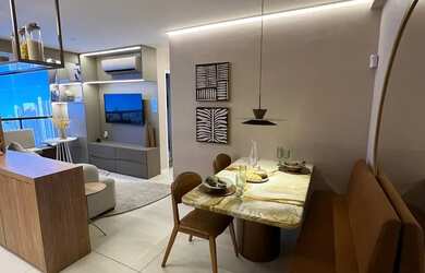 Imagem: O apartamento possui 2 Dormitórios, 1 Banheiro, 1 Vaga na garagem